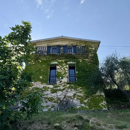 Host4u - Retreat Zerbo Viesci, 15 Minutes From Sea Chiusavecchia